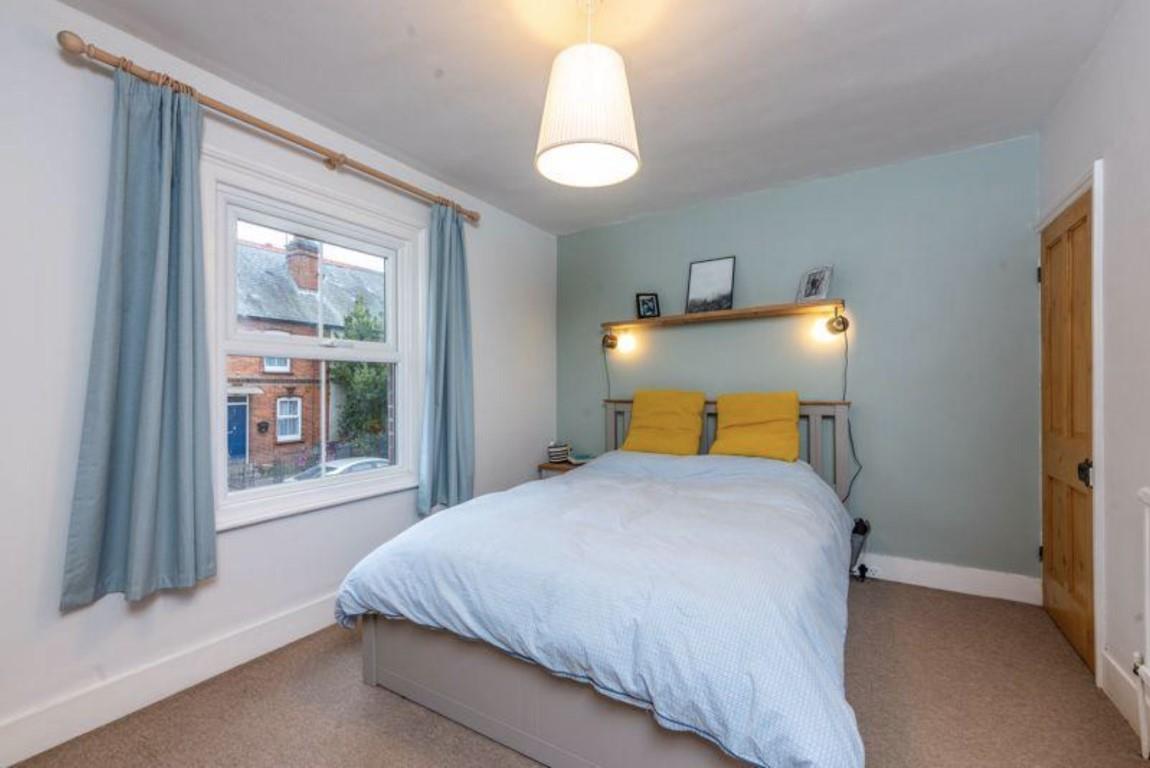 Elgar Road, Reading